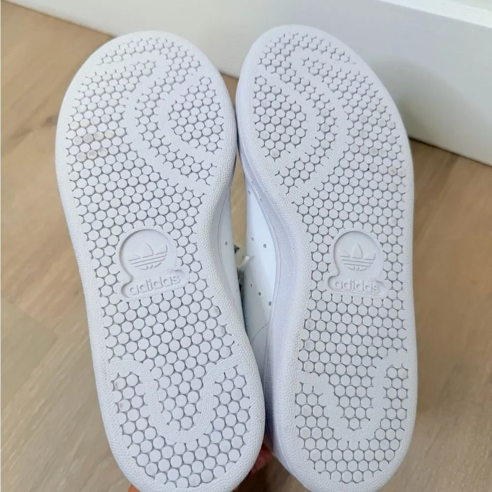 NWT ✨ ADIDAS X Stan Smith Iridescent White Sneakers Womens 5, Kid 3.5/4
